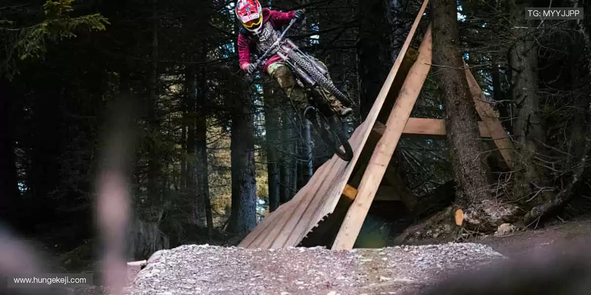 ⚽️ 绿茵激战,等你来见证奇迹!